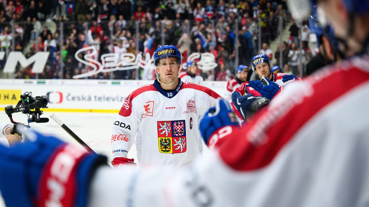 Čtyřicátníci, kteří dali gól za reprezentaci: Jágr, Nedvěd a teď i Červenka. Dejte s tím už pokoj, prosil kapitán